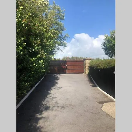 Fuchsia Tranquil Modern Seaside On The Wild Atlantic Way * Galway