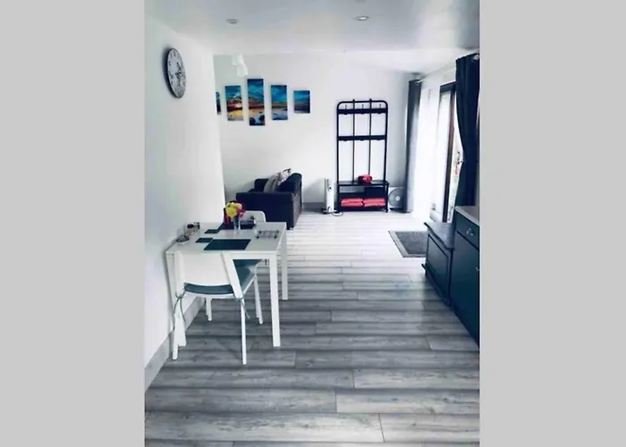 Apartamento Fuchsia Tranquil Modern Seaside On The Wild Atlantic Way